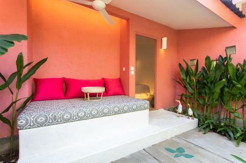 Bed & Breakfast Pinkprivate Sanur - Cool Adults Only