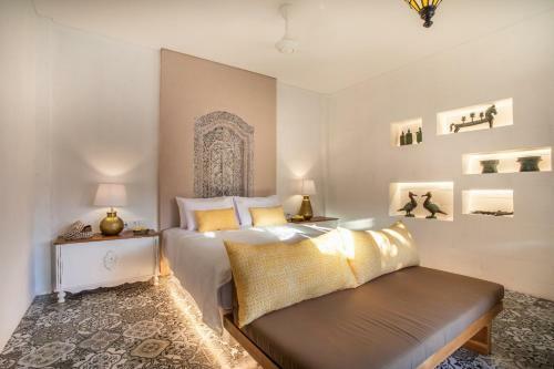 Bed & Breakfast Pinkprivate Sanur - Cool Adults Only