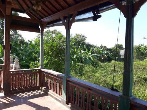 Hostal Maguna Guest House