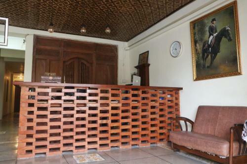 Hinggil Homestay Syariah Redpartner