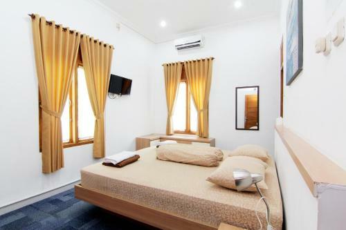 Hostal Embe Joglo Homestay