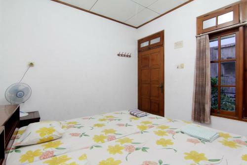 Hostal Mas Gun Guest House