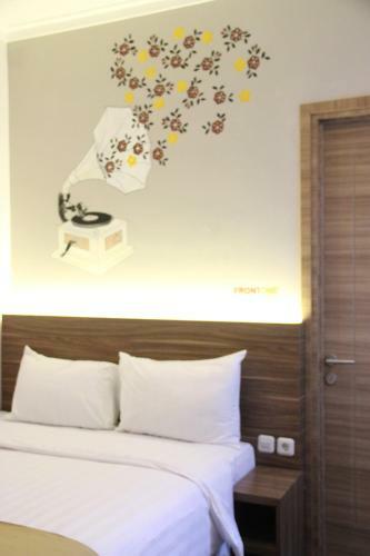 Hotel Front One Cabin Malioboro Jogja
