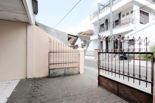 Wisma Sarjana Syariah