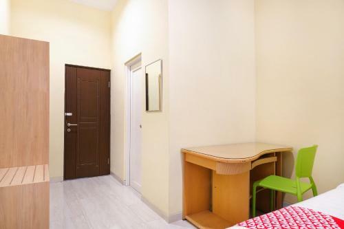 Hotel Vaccinated Staff - Oyo 90033 Dehome Family