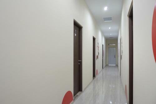 Hotel Vaccinated Staff - Oyo 90033 Dehome Family