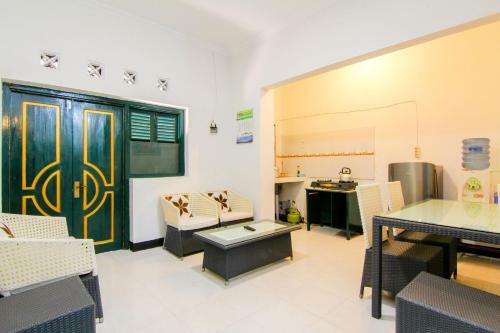 Hostal Griya Jetis Tugu