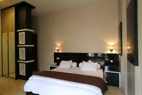 Griya Desa Hotel & Pool