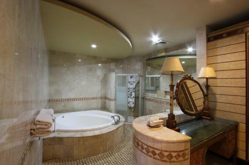 Griya Desa Hotel & Pool