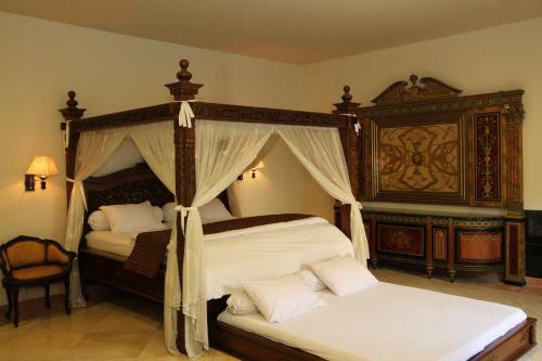 Griya Desa Hotel & Pool