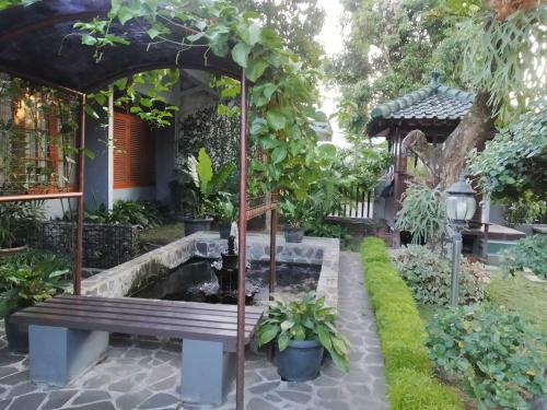 Embe Enem Homestay