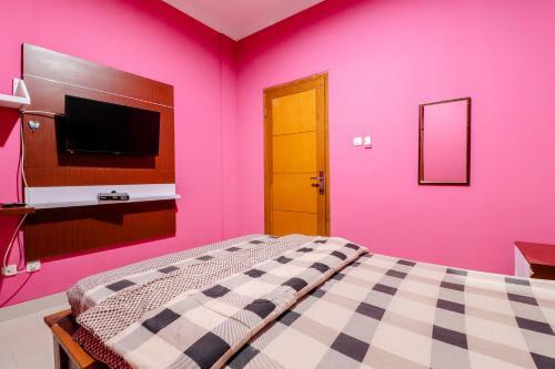 Hostal Khatarina Female Residence