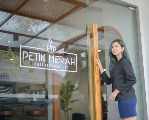 Hostal Petik Merah Homestay