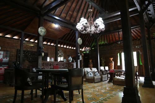 Hotel Jowo Kluthuk Heritage