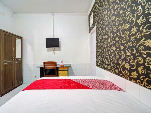 Hotel Oyo 90496 Izzi Ekslusif