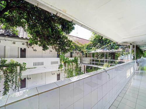 Hotel Oyo 90496 Izzi Ekslusif