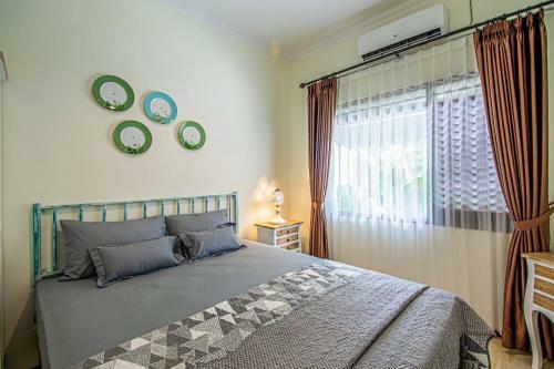 Hostal Roemah Noni Macanan