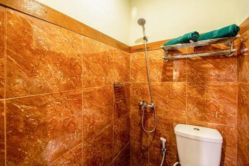 Hostal Roemah Noni Macanan