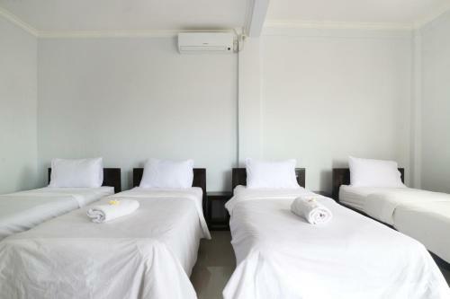 Hostal The Wina Echo Beach Guest House