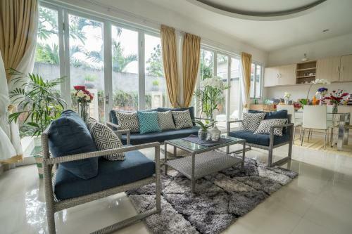 Lodge Villa Putih Berawa