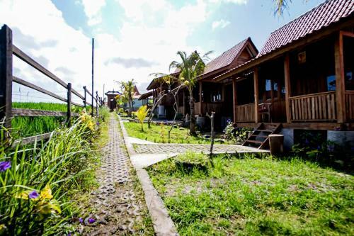 Hostal Cening Bagus Bungalow