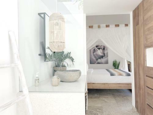 Hostal Beyond Bungalows