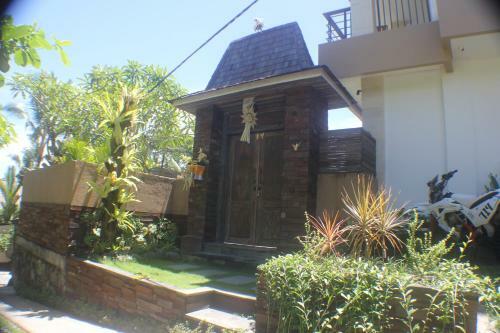Hostal Indah Bali Guesthouse