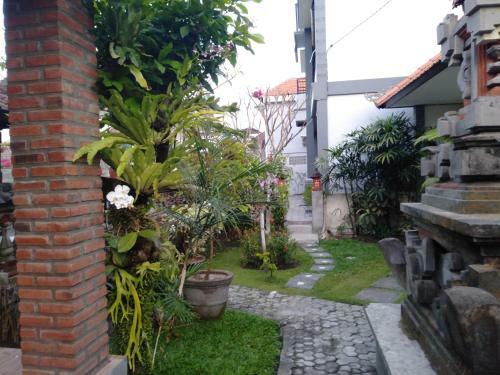 Hostal Purnama 2 Homestay