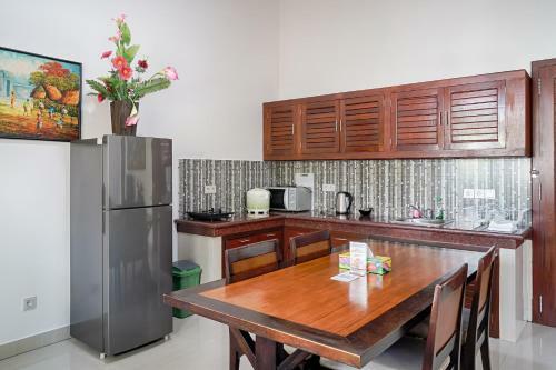 Villa Kayu Putih Family