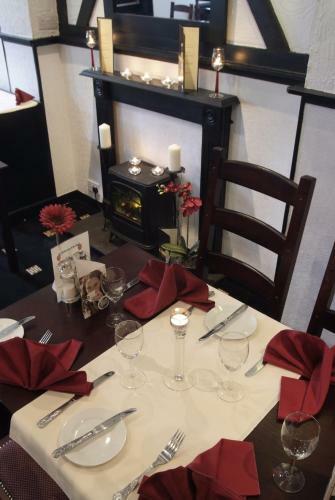 The Robertson Arms Hotel