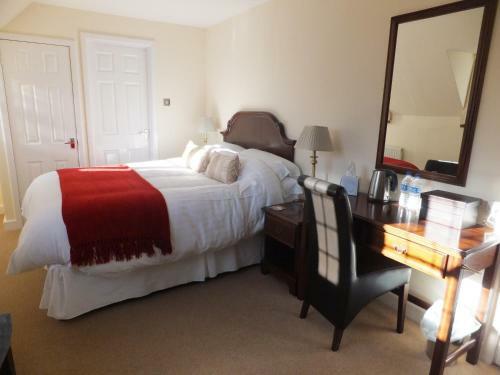 Hostal Little Court