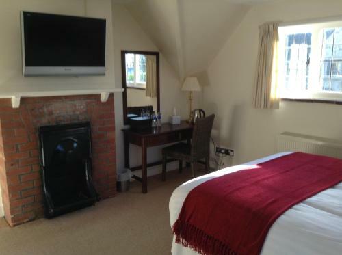 Hostal Little Court