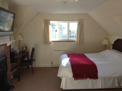 Hostal Little Court