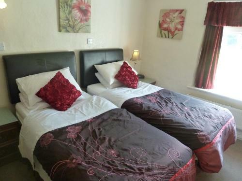 Oakenholt Farm Bed And Breakfast