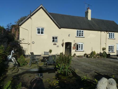 Oakenholt Farm Bed And Breakfast