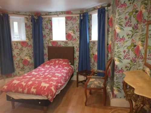 Hostal The Coach House