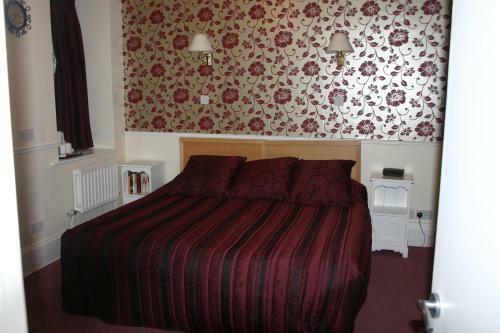 Five Rise Locks Hotel