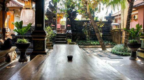 Dana Homestay