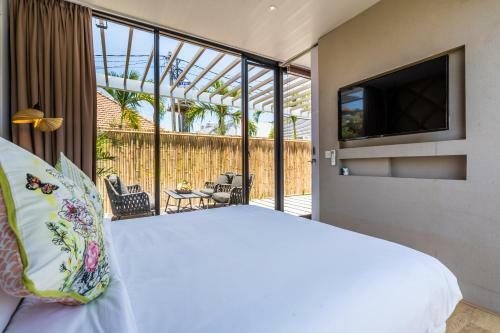 Villa Smart Home Apartment