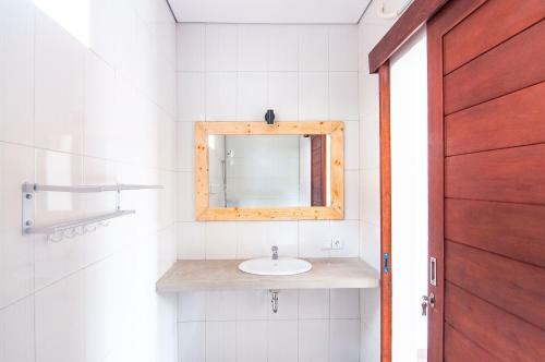 Hostal Bali Manik Guest House Canggu