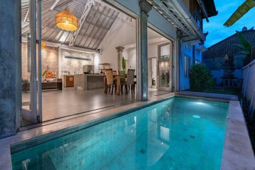 Villa Snoops