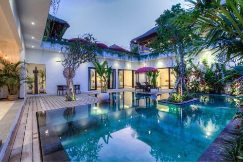 Villa Frangipani Merah
