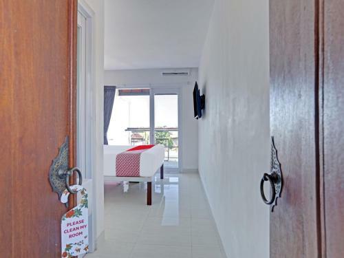 Hotel Oyo 90814 Bali Day