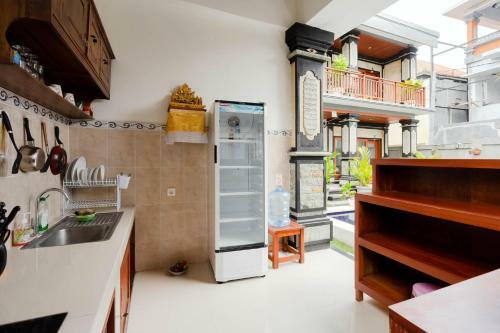 Hostal Prama Beach Guesthouse By Bukit Vista