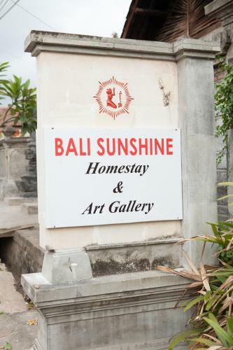 Bali Sunshine Homestay And Art Gallery