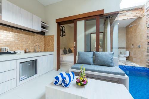 Villa Paisa Seminyak Living