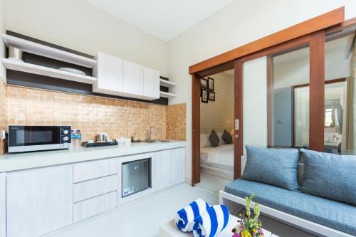 Villa Paisa Seminyak Living