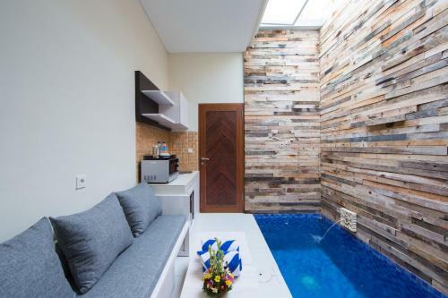 Villa Paisa Seminyak Living