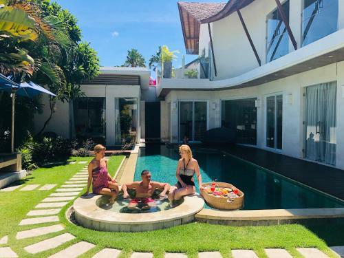 Luxury Villa Juno Seminyak