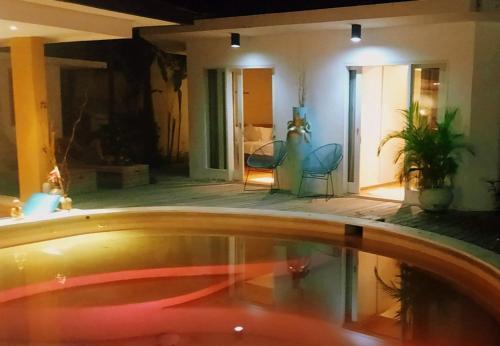 Villa '4 Bedroom S 'buddha Beach 2